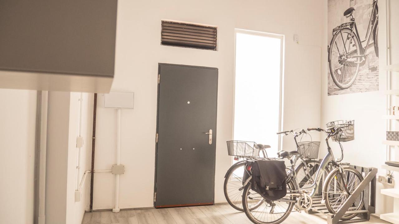 발렌시아 Amplio Apartamento Con Bicicletas 아파트 외부 사진
